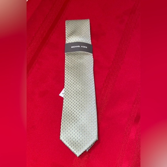 Michael Kors Green/Silver Tie NWT - Picture 1 of 5